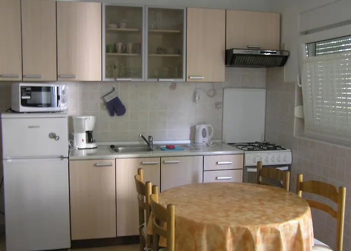 Apartman - Donja 15999b Supetarska Draga